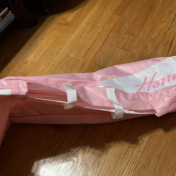 New Honma LTD Edition 65th Anniversary Sakura Blossom Duffel & Golf Cover Set - Picture 12 of 17